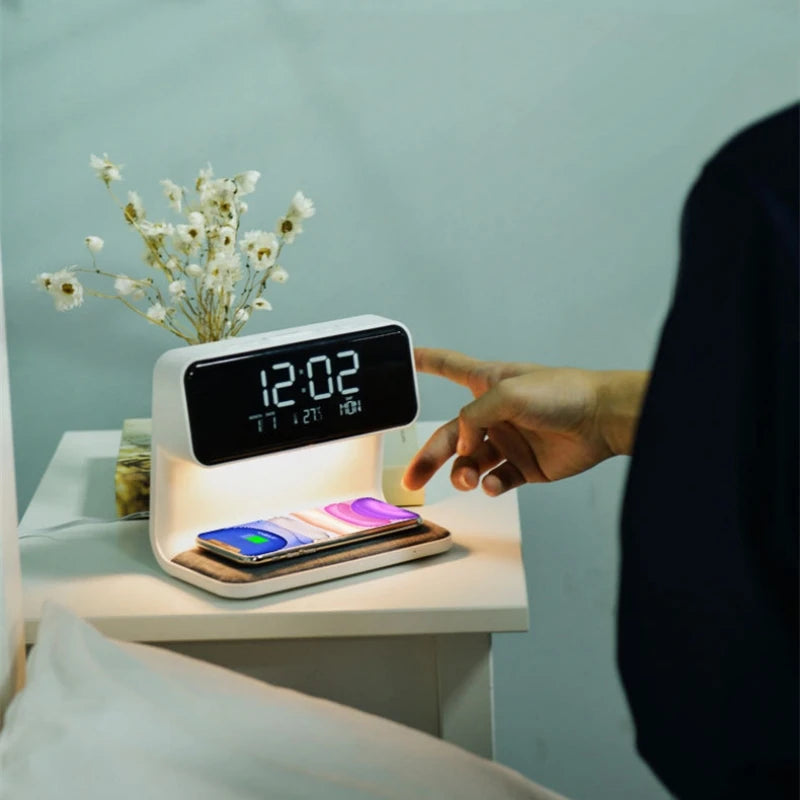 Creative 3 In 1 Bedside Lamp Wireless Charging